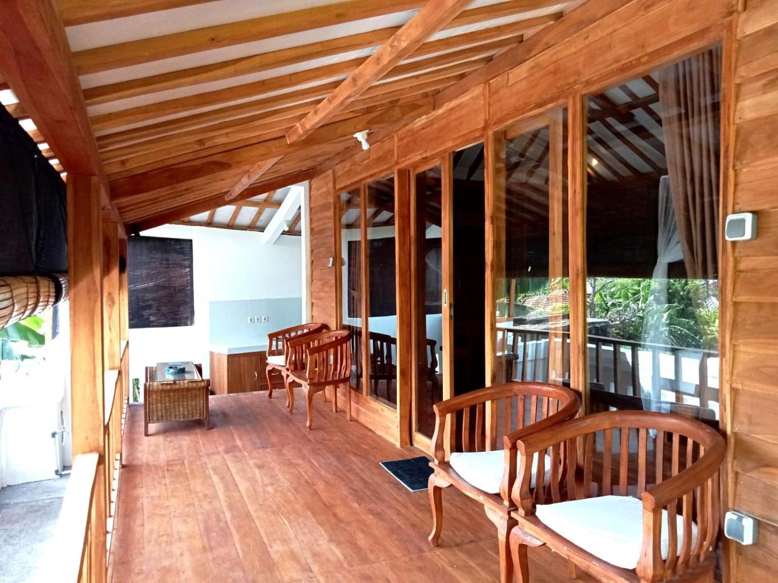 Rumah Wayans Lipah Amed Exterior foto